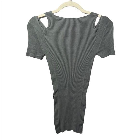 Authentic GUCCI Cutout Top - Picture 2 of 7